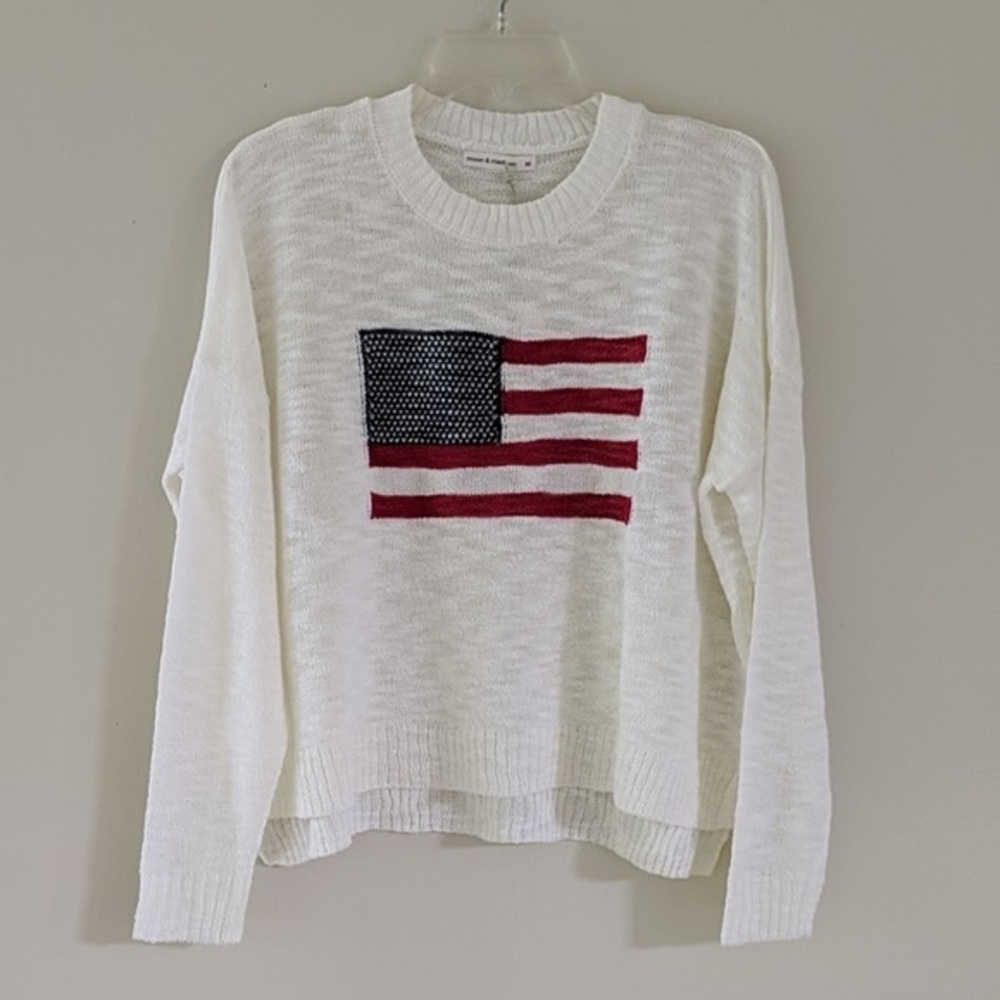 Moon & Madison American Flag sweater